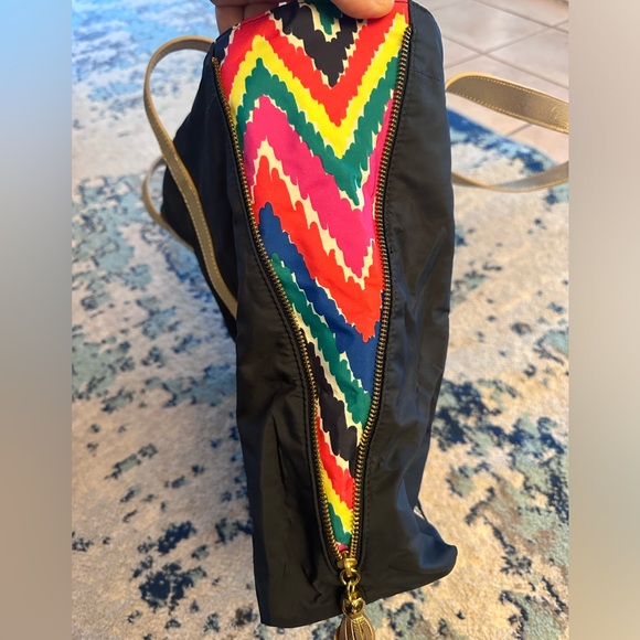 Lilly Pulitzer hearts-a-flutter side zip tote - Picture 2 of 7